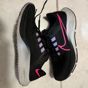 Nike Air Zoom Pegasus 38 Running Shoes Women Size 9